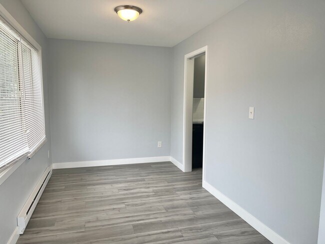 Foto del edificio - 2 Bedroom, 2 Bathroom + Den Ballard Duplex!