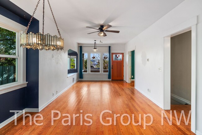 Foto del edificio - Adorable 3br, 2ba West Seattle Remodel * B...