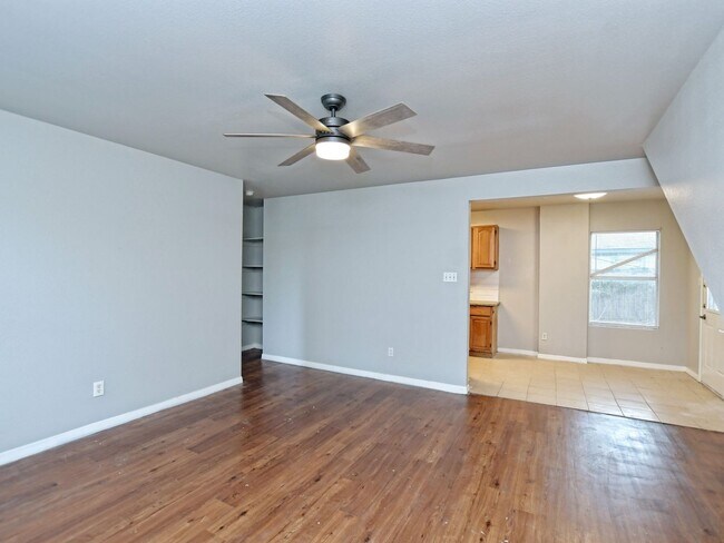 Building Photo - 6121 Ponca St