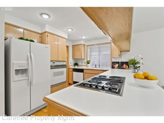 Foto del edificio - 3 br, 2 bath House - 8265 SW Ashford Street