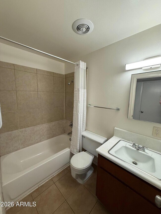 Building Photo - 2617 N 48th St