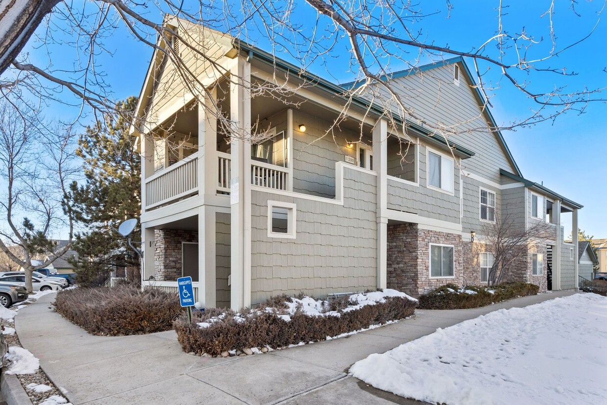 Foto principal - 5225 White Willow B230