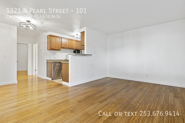 Building Photo - 5321 N Pearl St