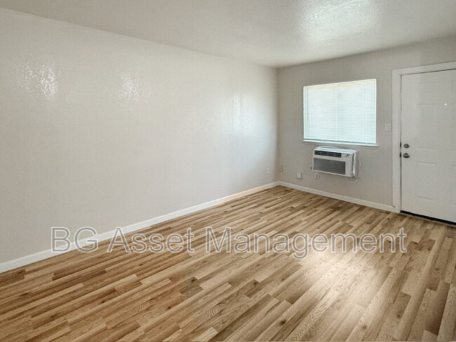 Photo - 728 Darina Avenue Apartment