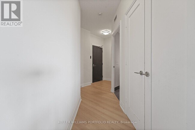 Photo du bâtiment - 2 Anndale Dr