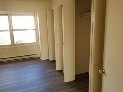 Building Photo - 2 Bedroom 1.5 Bath Townhome on culdesac with fenced in back yard. Close to Shops and Downtown.