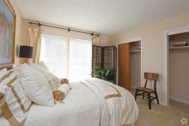 Guest Bedroom - The Pointe Apartments