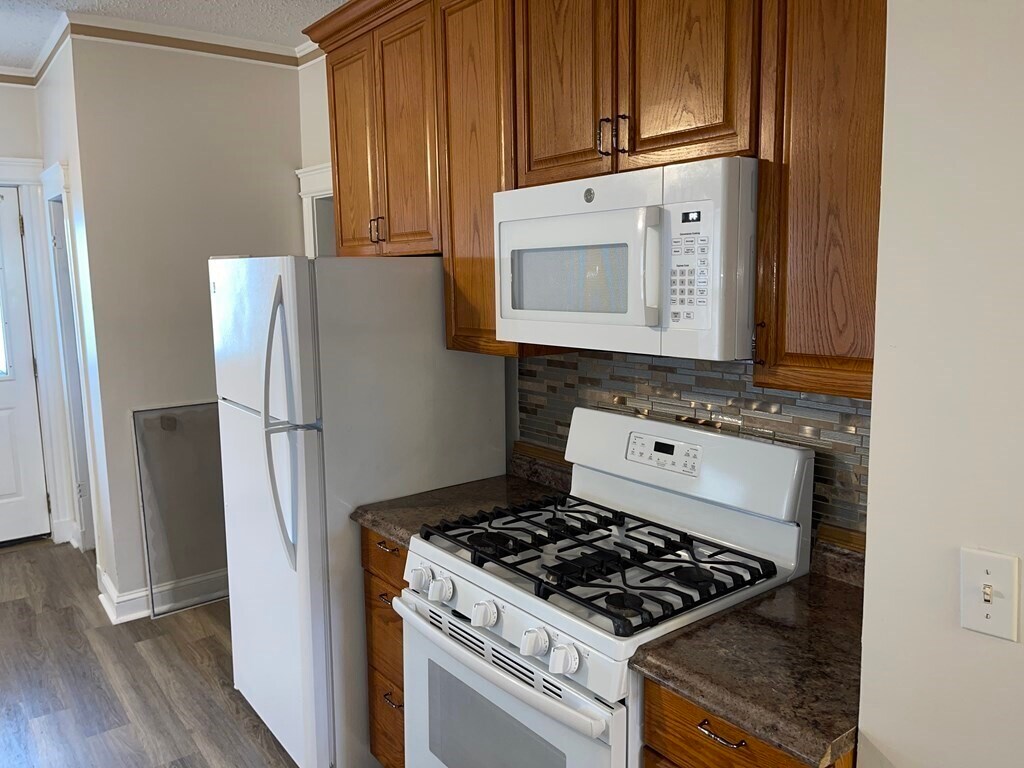 7 Morton St Unit 2, Framingham, MA 01702 Room for Rent in Framingham, MA