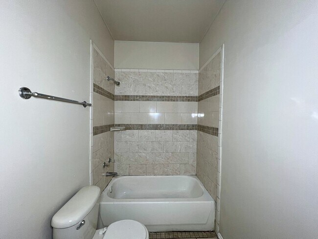 Foto del edificio - 3110 Potomac Loop