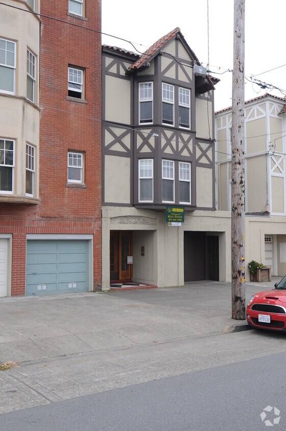 Building Photo - 7415 Geary Blvd