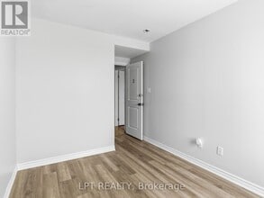 Building Photo - 244 Penetanguishene Rd