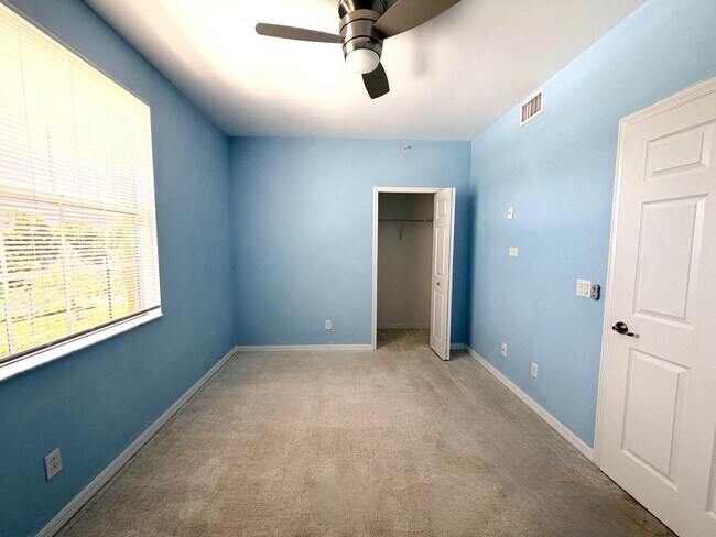 Building Photo - FIRST MONTH'S RENT FREE! 2/2 Condo in SW Cape Coral, Resort Style Living!