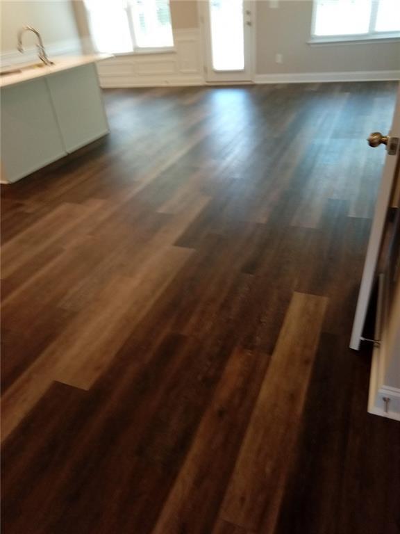 Foto del edificio - 5505 Rockfern Dr