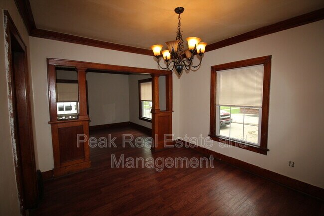 Foto del edificio - 842 Neland Ave SE