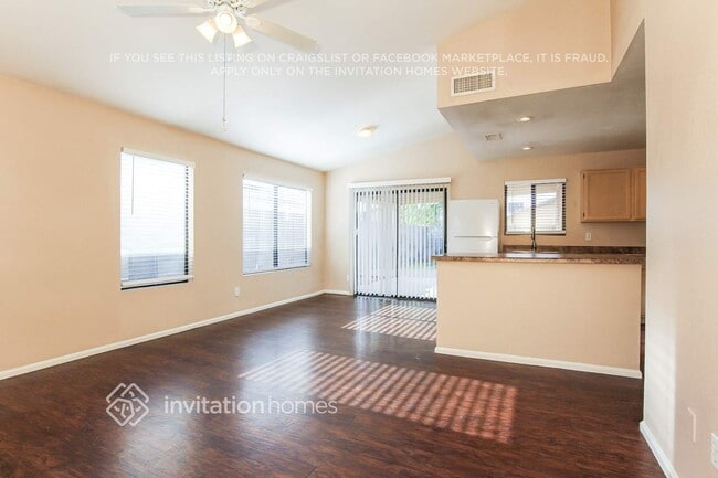 Building Photo - 3127 W Donald Dr