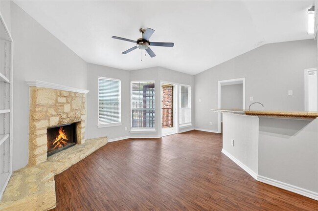 Foto del edificio - 6804 N Capital of Texas Hwy