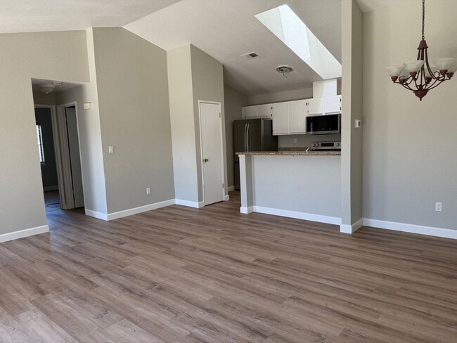 Building Photo - REMARKABLE REMODELED 2 BED/1/5 BATH CONDO ...
