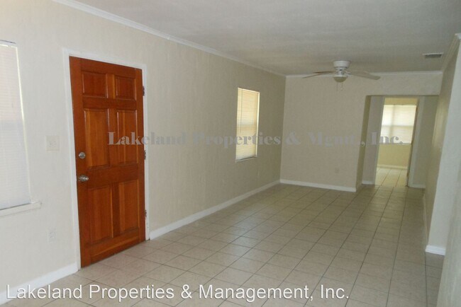 Building Photo - 3 br, 1 bath House - 823 Lakehurst St.