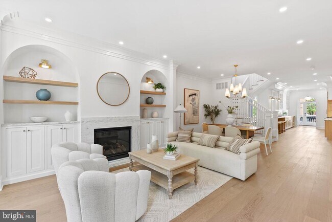 Foto del edificio - 2460 Ontario Rd NW