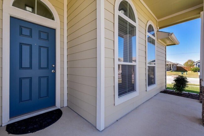 Foto del edificio - 100 Sulphur River Lp