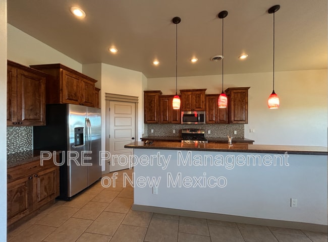 Building Photo - 2805 Rabbitbrush Dr