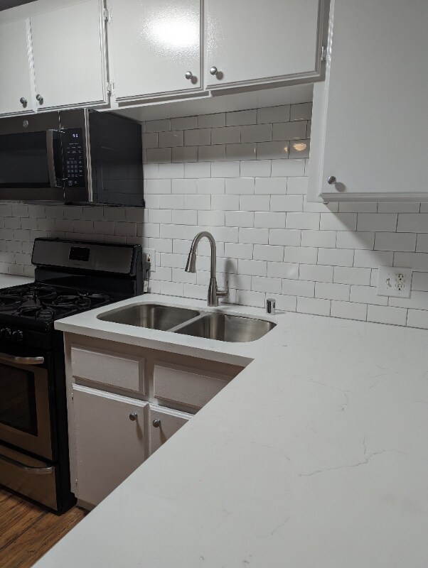 Foto del edificio - 7014 Lanewood Ave