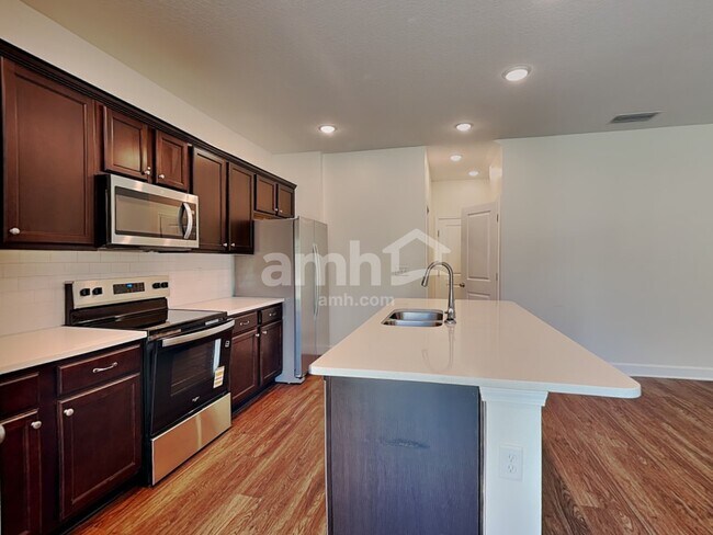 Foto del edificio - 12295 Sapp Rd