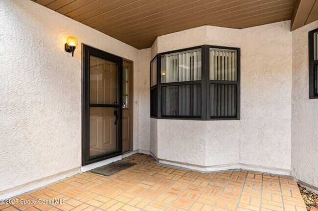 Foto del edificio - 3549 Muirfield Dr