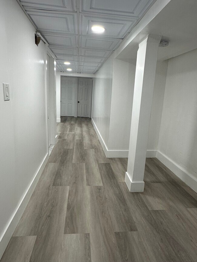 Pasillo - 16 Bellair Pl