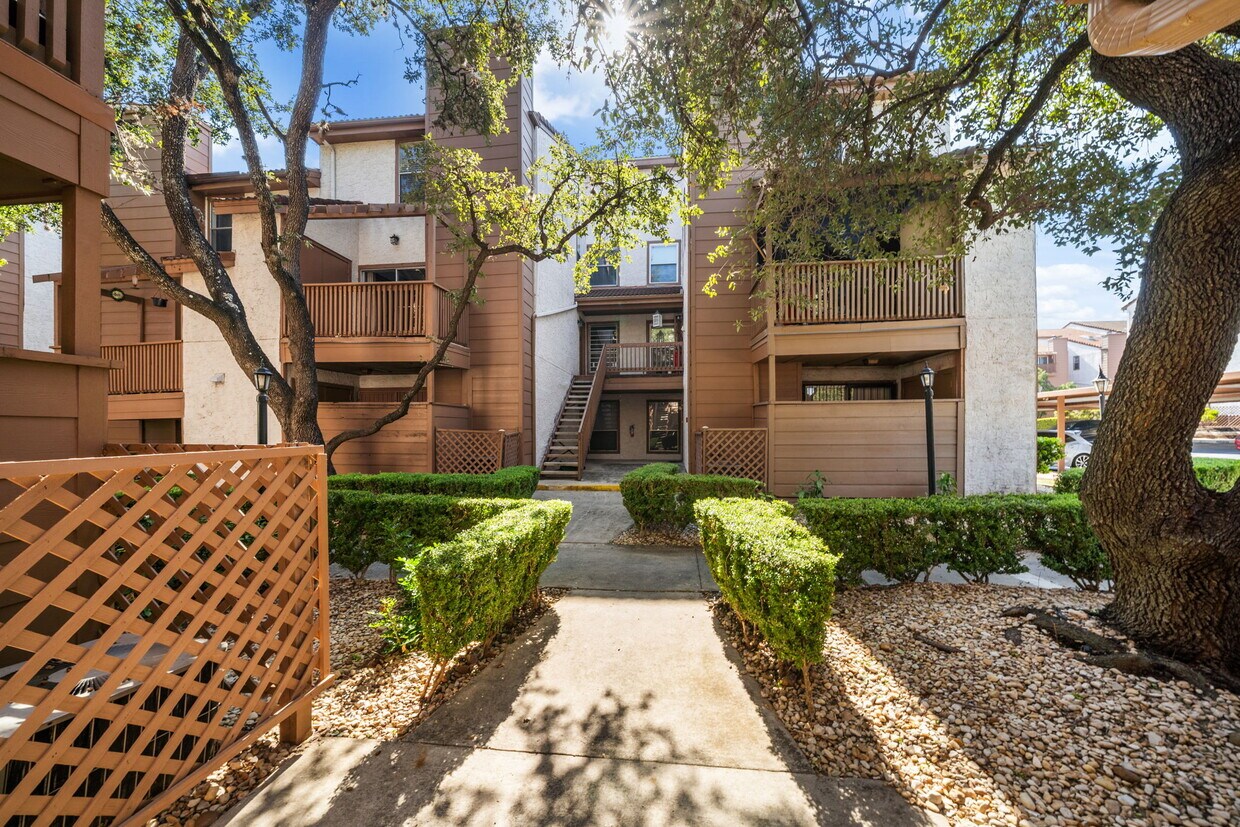 Photo - 4107 Medical Dr (San Antonio, TX)