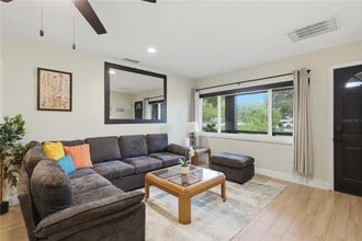 Building Photo - 2341 Devon Ct