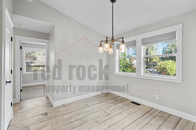 Building Photo - 1669 E Bozanta Dr