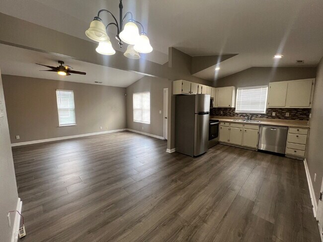 Foto del edificio - 101 Highlands Ct