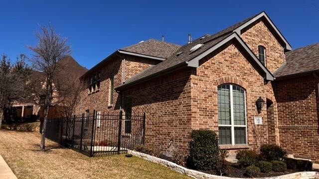Foto del edificio - 7401 Ridgepoint Dr