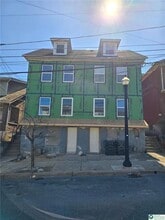 Building Photo - 1288 E 4th St