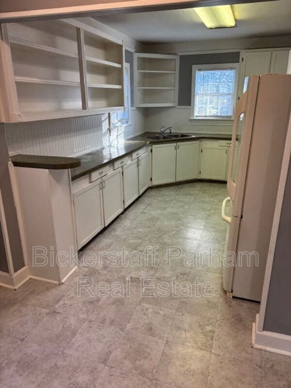 Foto del edificio - 3702 3rd Ave