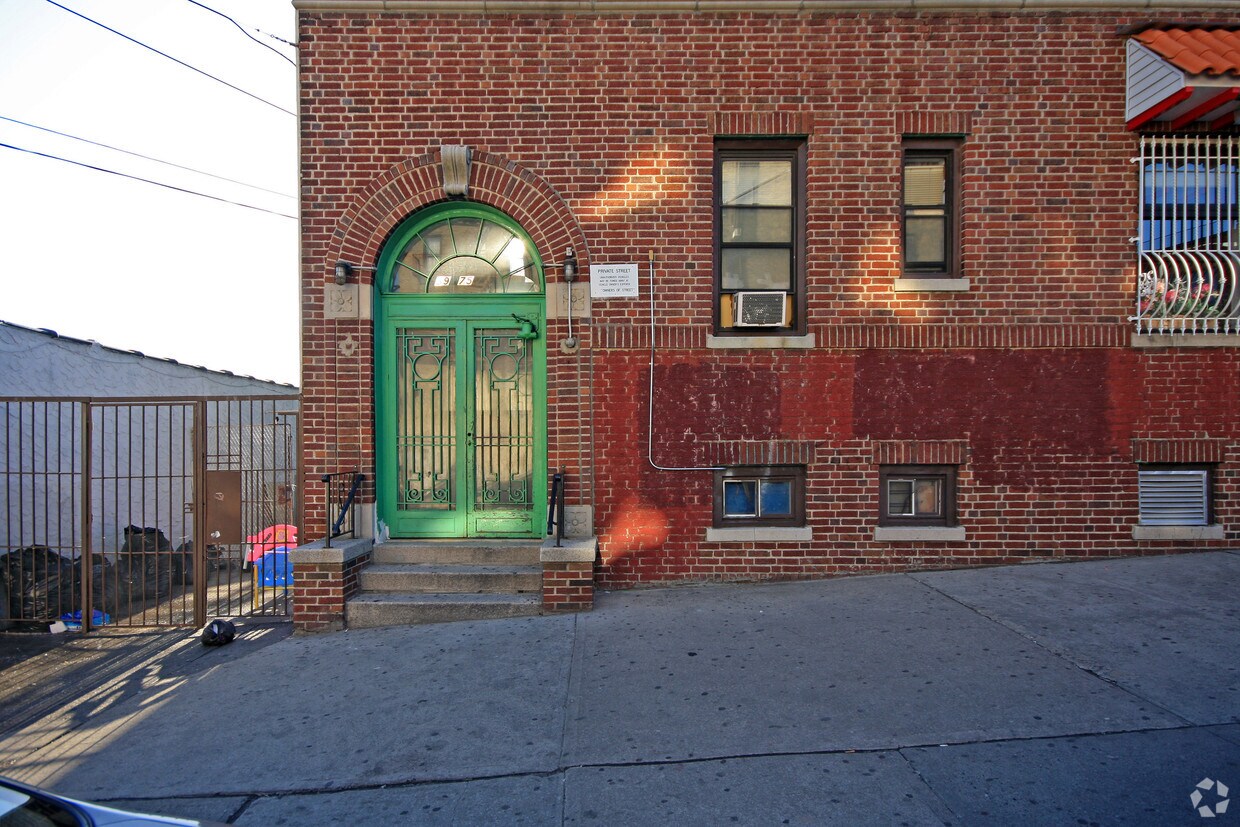 Building Photo - 3975 62nd St