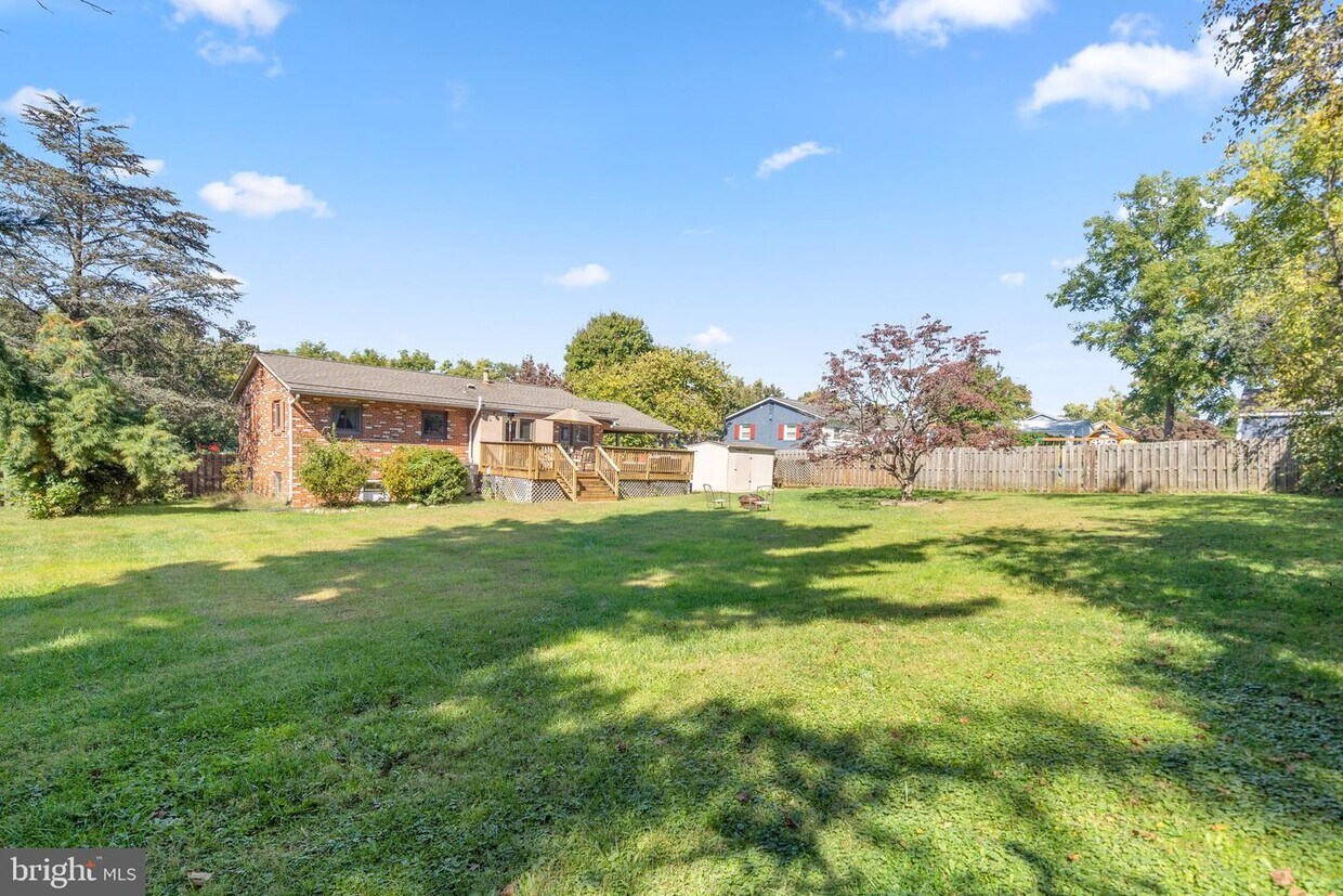 15617 Allnutt Ln, Burtonsville, MD 20866 House Rental in Burtonsville