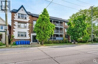 Building Photo - 312 Aberdeen Ave