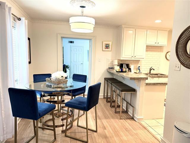 Building Photo - 4538 Roland Ave