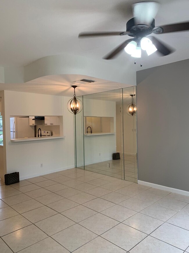 Photo - 8110 San Carlos Cir Townhome