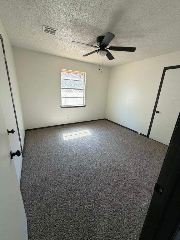 Building Photo - 2816 N Crescent Dr