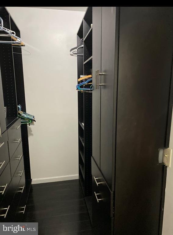 Foto del edificio - 1940 Burfoot St