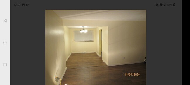 Building Photo - 400 E Lake Ave