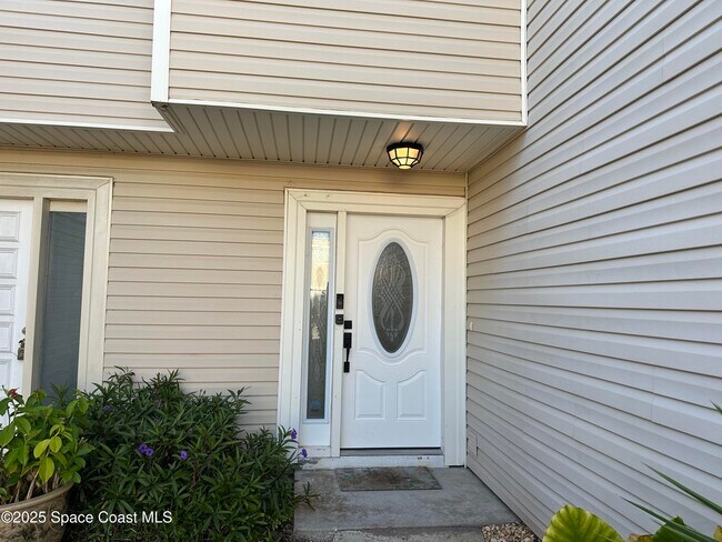 Foto del edificio - 56 Emerald Ct