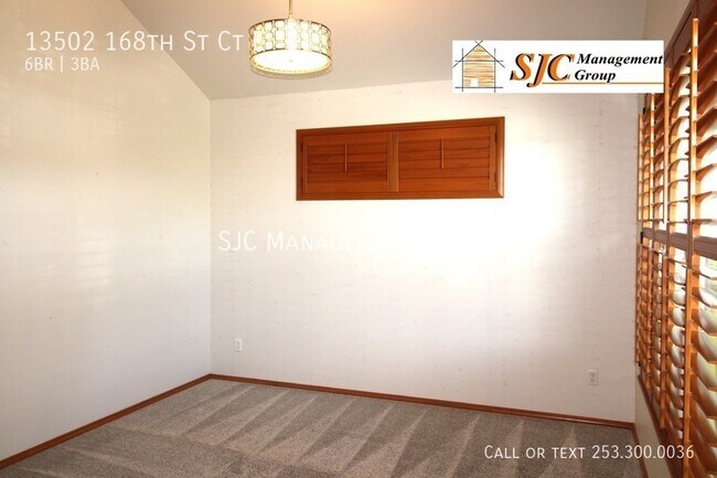 Building Photo - Six bedroom 3 bathroom home for rent in Su...