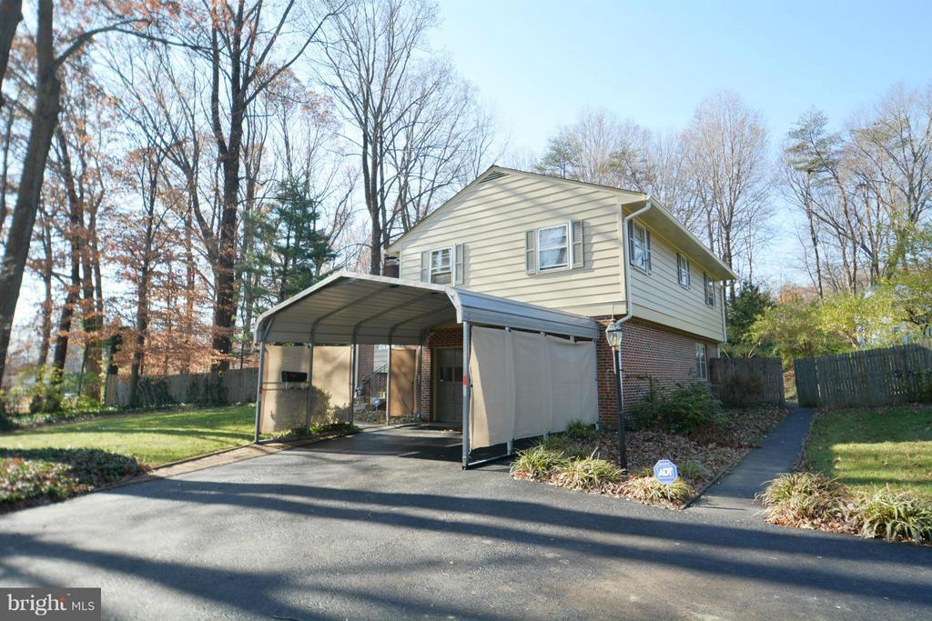 Primary Photo - 3348 Beechtree Ln