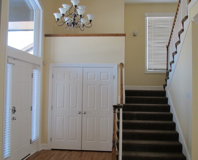 Foto del edificio - 5113 W 163rd St