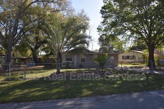 Building Photo - 105 Flamingo Dr