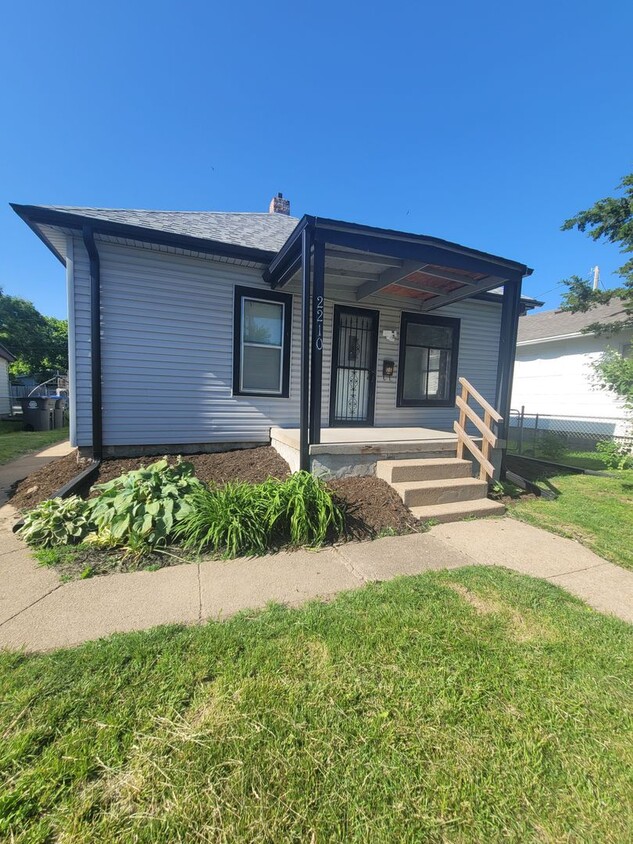 Foto principal - Newly Updated 2 Bedroom!
